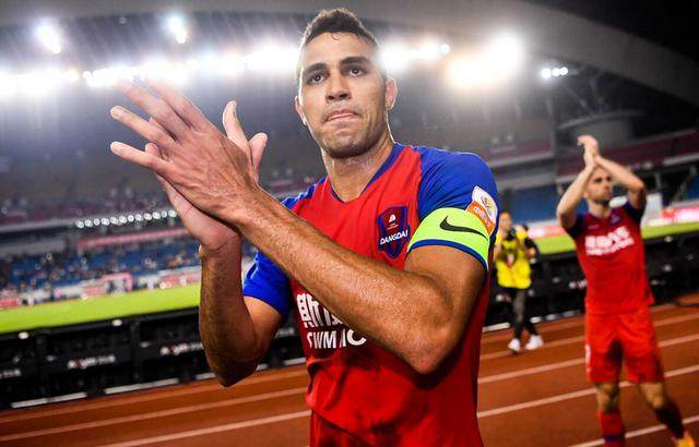 华体会网址-归化卡尔德克真能有用？他这一点特质国足目前最缺