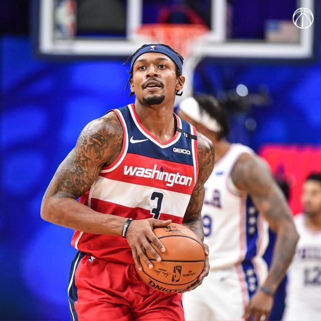 华体会-防守溃烂比尔60分也难救场：很愤怒 我只想赢球